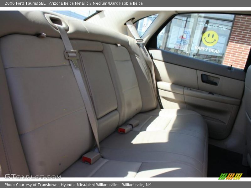 Arizona Beige Metallic / Medium/Dark Pebble Beige 2006 Ford Taurus SEL