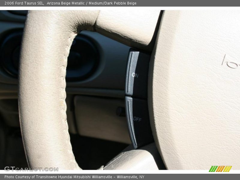 Arizona Beige Metallic / Medium/Dark Pebble Beige 2006 Ford Taurus SEL