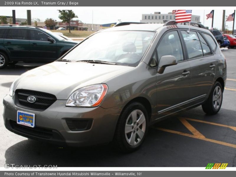 Titanium Gray / Beige 2009 Kia Rondo LX