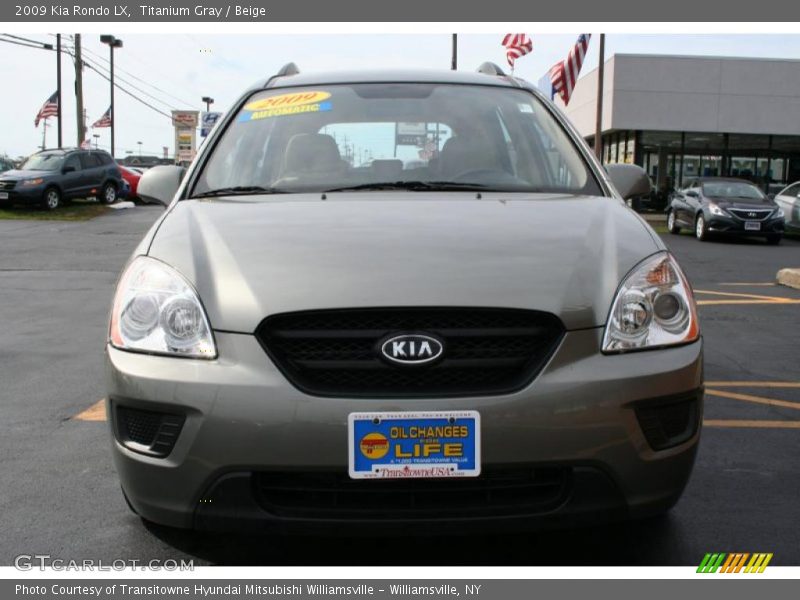 Titanium Gray / Beige 2009 Kia Rondo LX