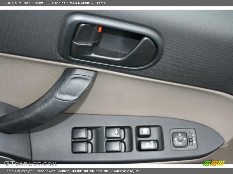 Machine Green Metallic / Creme 2004 Mitsubishi Galant ES