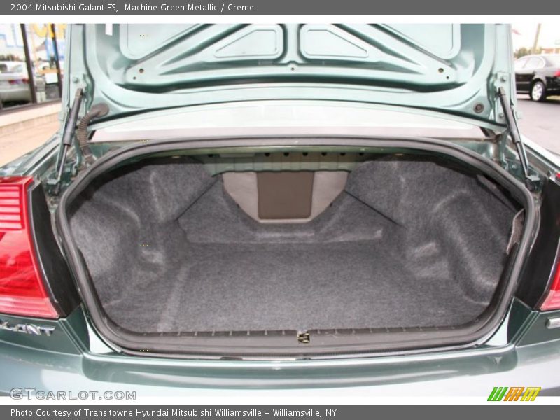 Machine Green Metallic / Creme 2004 Mitsubishi Galant ES
