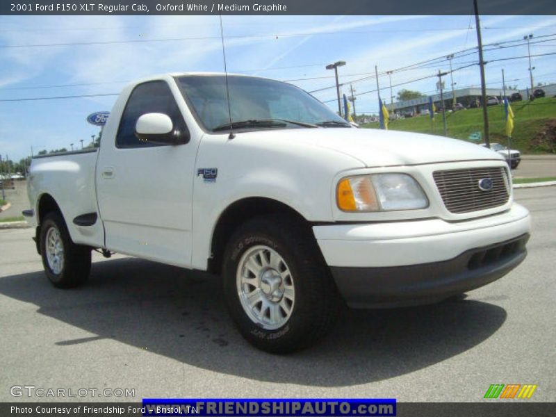 Oxford White / Medium Graphite 2001 Ford F150 XLT Regular Cab