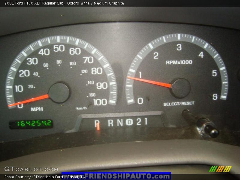 Oxford White / Medium Graphite 2001 Ford F150 XLT Regular Cab
