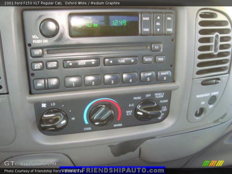 Oxford White / Medium Graphite 2001 Ford F150 XLT Regular Cab
