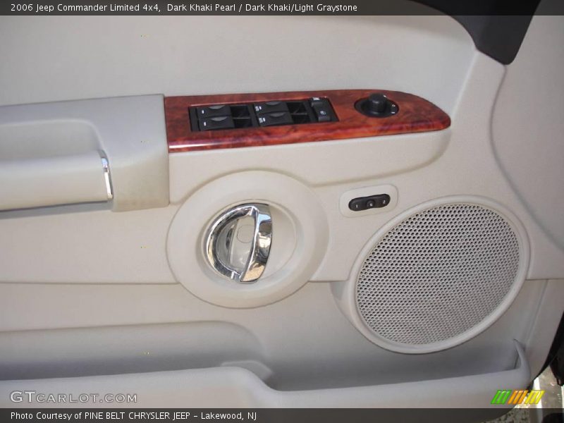 Dark Khaki Pearl / Dark Khaki/Light Graystone 2006 Jeep Commander Limited 4x4