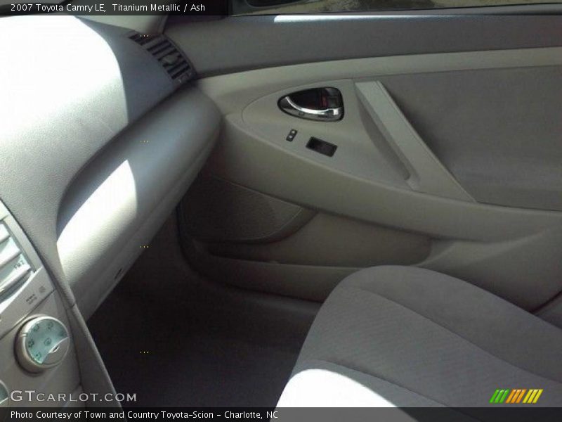 Titanium Metallic / Ash 2007 Toyota Camry LE