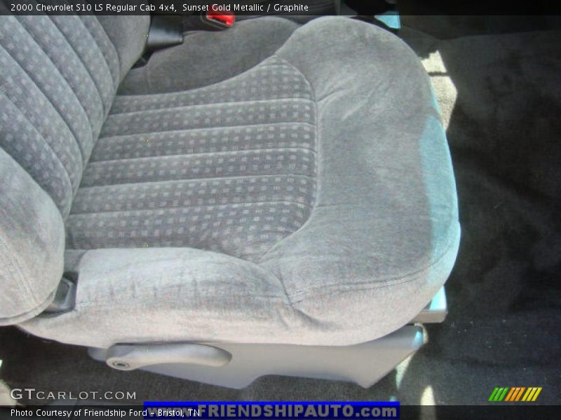 Sunset Gold Metallic / Graphite 2000 Chevrolet S10 LS Regular Cab 4x4