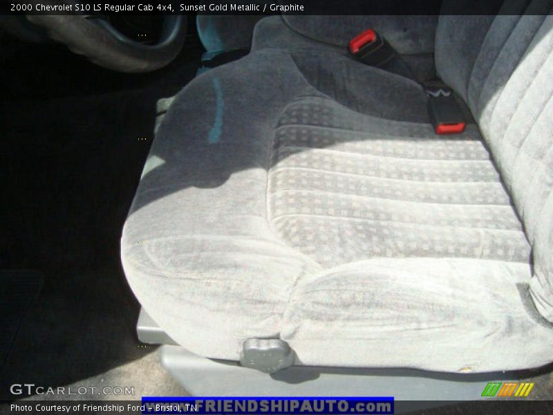 Sunset Gold Metallic / Graphite 2000 Chevrolet S10 LS Regular Cab 4x4