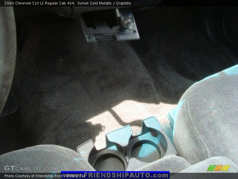 Sunset Gold Metallic / Graphite 2000 Chevrolet S10 LS Regular Cab 4x4