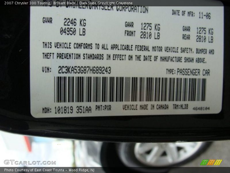 Brilliant Black / Dark Slate Gray/Light Graystone 2007 Chrysler 300 Touring