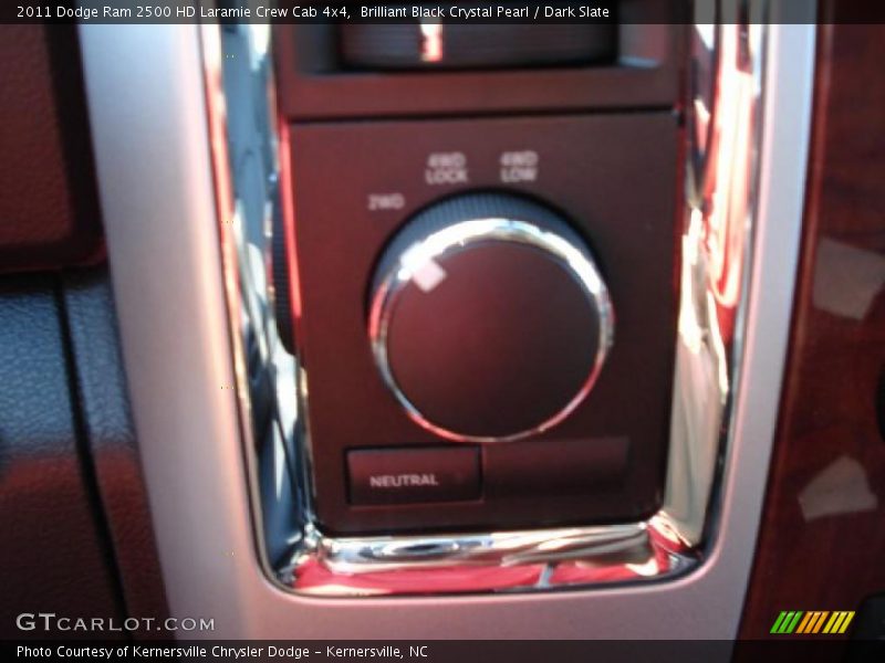 Brilliant Black Crystal Pearl / Dark Slate 2011 Dodge Ram 2500 HD Laramie Crew Cab 4x4
