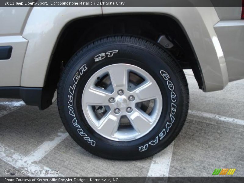 Light Sandstone Metallic / Dark Slate Gray 2011 Jeep Liberty Sport