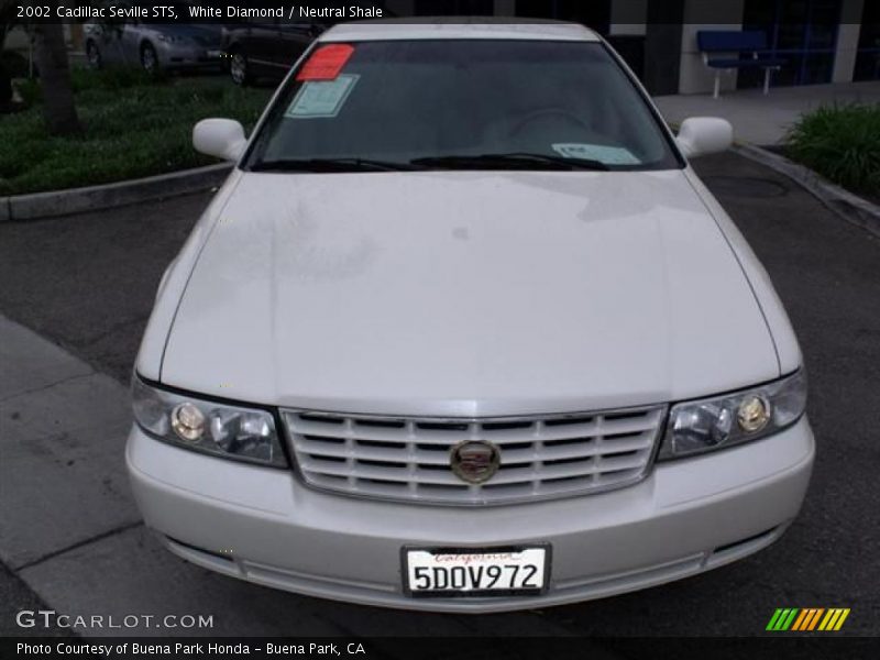White Diamond / Neutral Shale 2002 Cadillac Seville STS