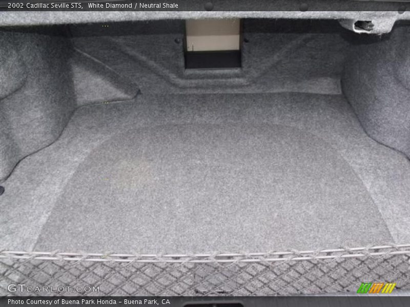 White Diamond / Neutral Shale 2002 Cadillac Seville STS