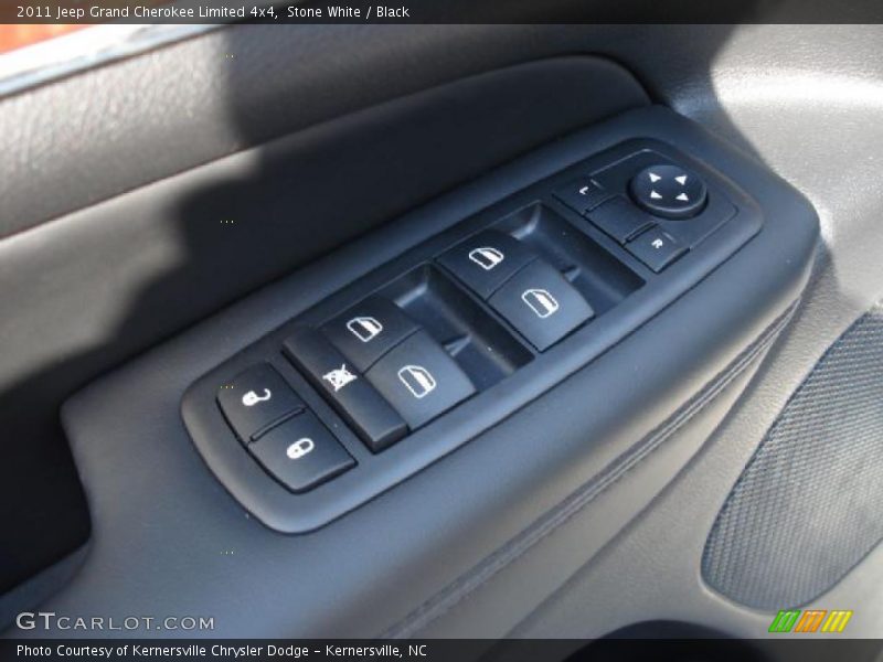Stone White / Black 2011 Jeep Grand Cherokee Limited 4x4