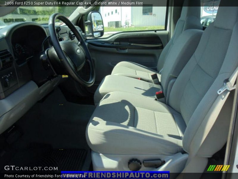 Oxford White / Medium Flint 2006 Ford F250 Super Duty FX4 Regular Cab 4x4