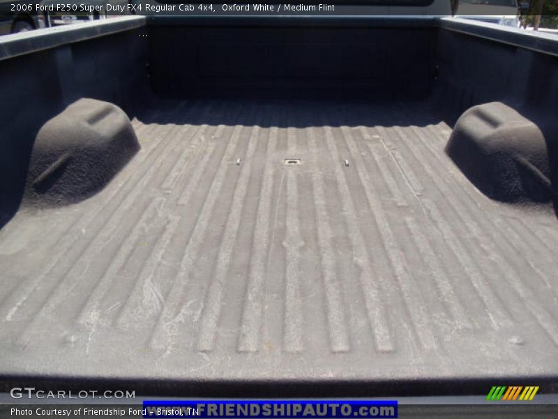 Oxford White / Medium Flint 2006 Ford F250 Super Duty FX4 Regular Cab 4x4