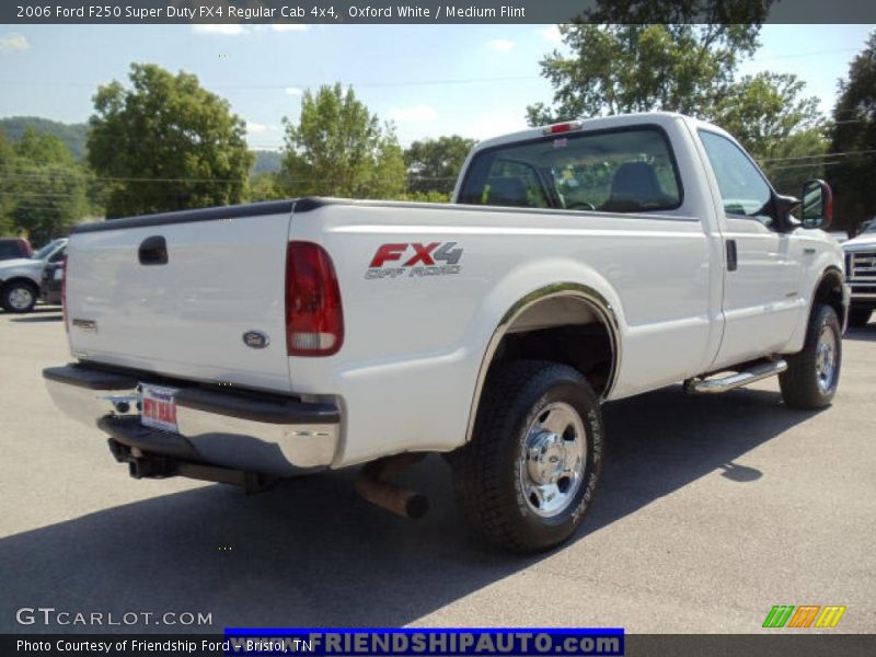 Oxford White / Medium Flint 2006 Ford F250 Super Duty FX4 Regular Cab 4x4