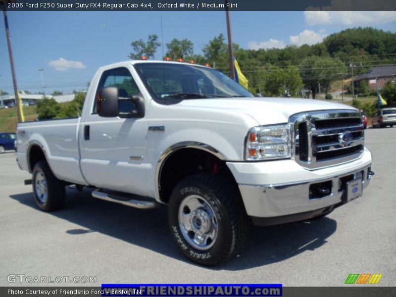 Oxford White / Medium Flint 2006 Ford F250 Super Duty FX4 Regular Cab 4x4