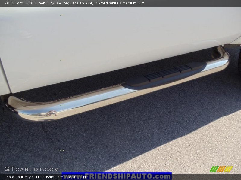 Oxford White / Medium Flint 2006 Ford F250 Super Duty FX4 Regular Cab 4x4