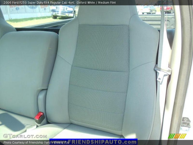 Oxford White / Medium Flint 2006 Ford F250 Super Duty FX4 Regular Cab 4x4