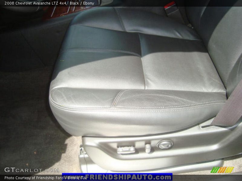 Black / Ebony 2008 Chevrolet Avalanche LTZ 4x4