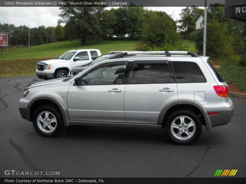 Munich Silver Metallic / Charcoal 2003 Mitsubishi Outlander LS 4WD