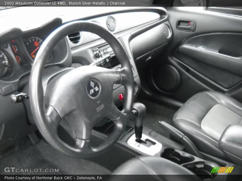 Munich Silver Metallic / Charcoal 2003 Mitsubishi Outlander LS 4WD