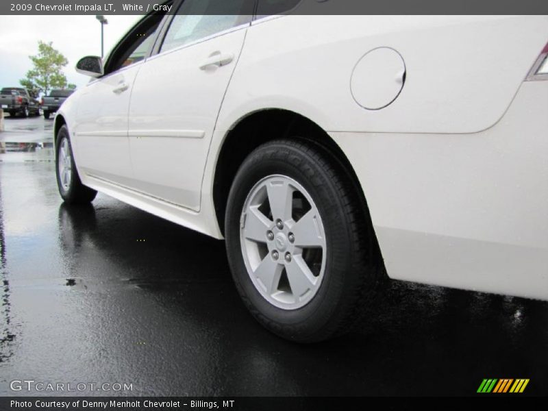 White / Gray 2009 Chevrolet Impala LT