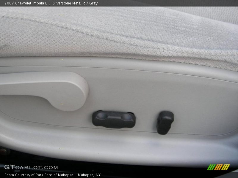 Silverstone Metallic / Gray 2007 Chevrolet Impala LT