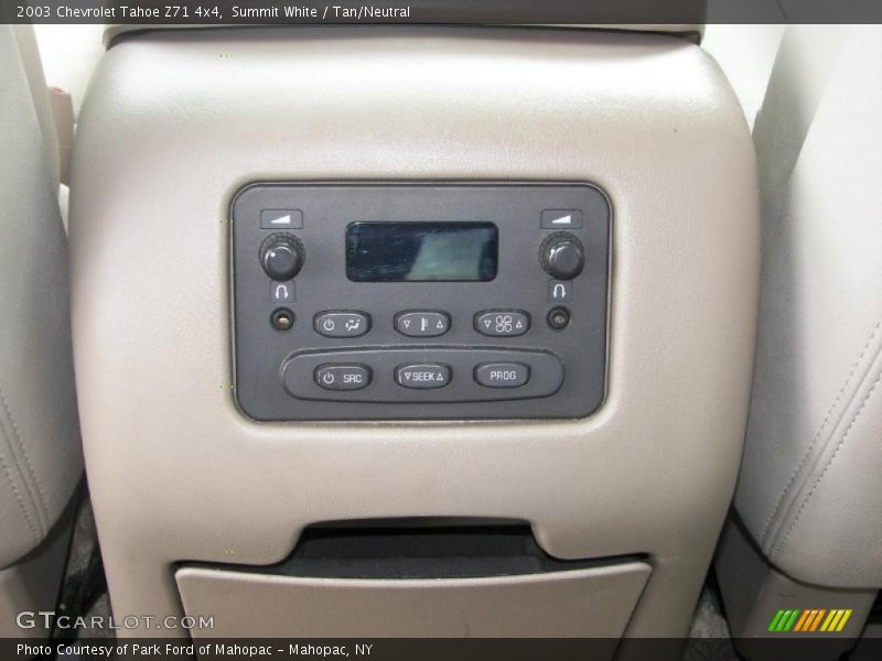 Summit White / Tan/Neutral 2003 Chevrolet Tahoe Z71 4x4