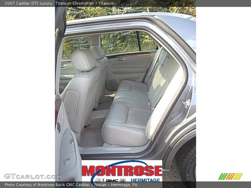 Titanium ChromaFlair / Titanium 2007 Cadillac DTS Luxury