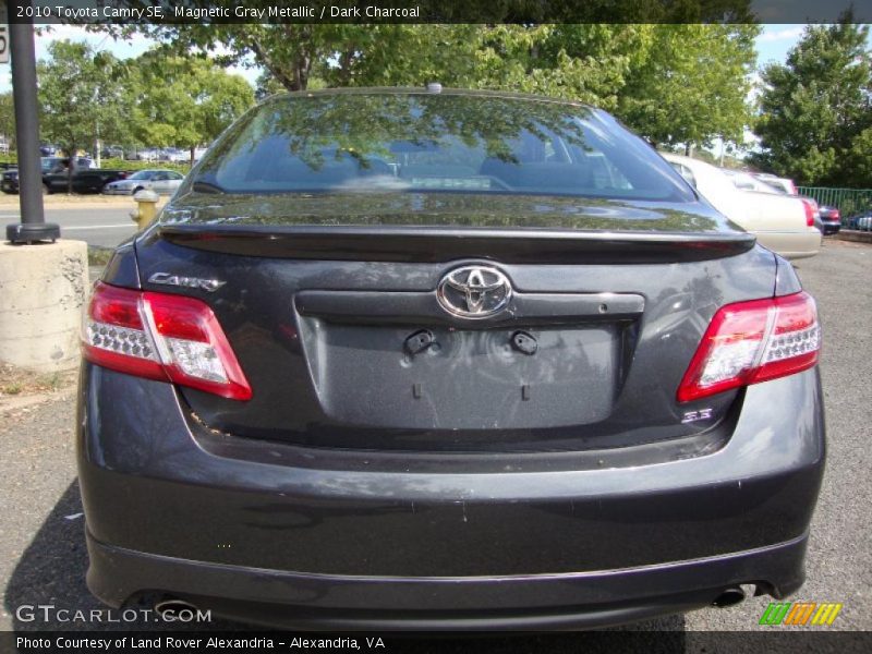 Magnetic Gray Metallic / Dark Charcoal 2010 Toyota Camry SE