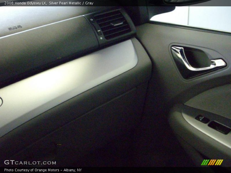 Silver Pearl Metallic / Gray 2008 Honda Odyssey LX