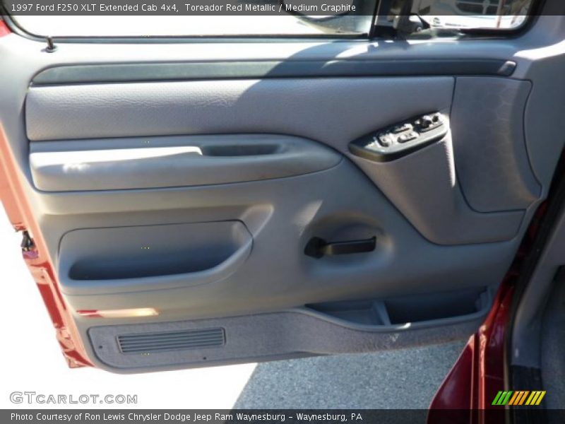Toreador Red Metallic / Medium Graphite 1997 Ford F250 XLT Extended Cab 4x4