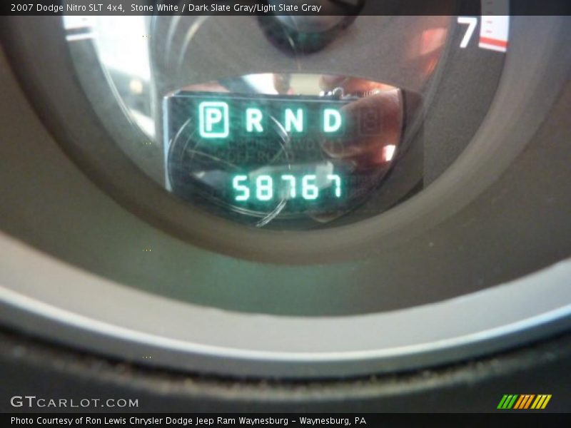 Stone White / Dark Slate Gray/Light Slate Gray 2007 Dodge Nitro SLT 4x4