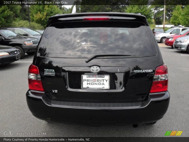 Black / Ash Gray 2007 Toyota Highlander V6