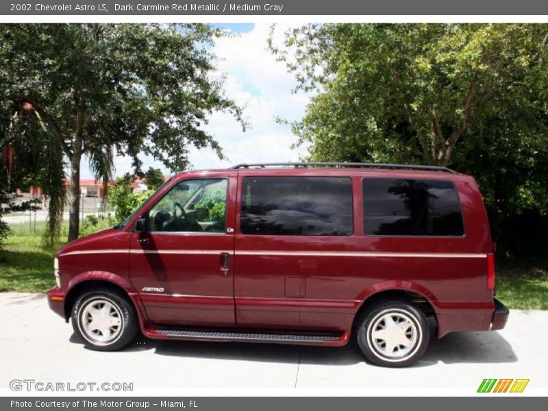 Dark Carmine Red Metallic / Medium Gray 2002 Chevrolet Astro LS
