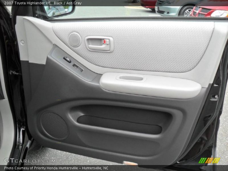 Black / Ash Gray 2007 Toyota Highlander V6