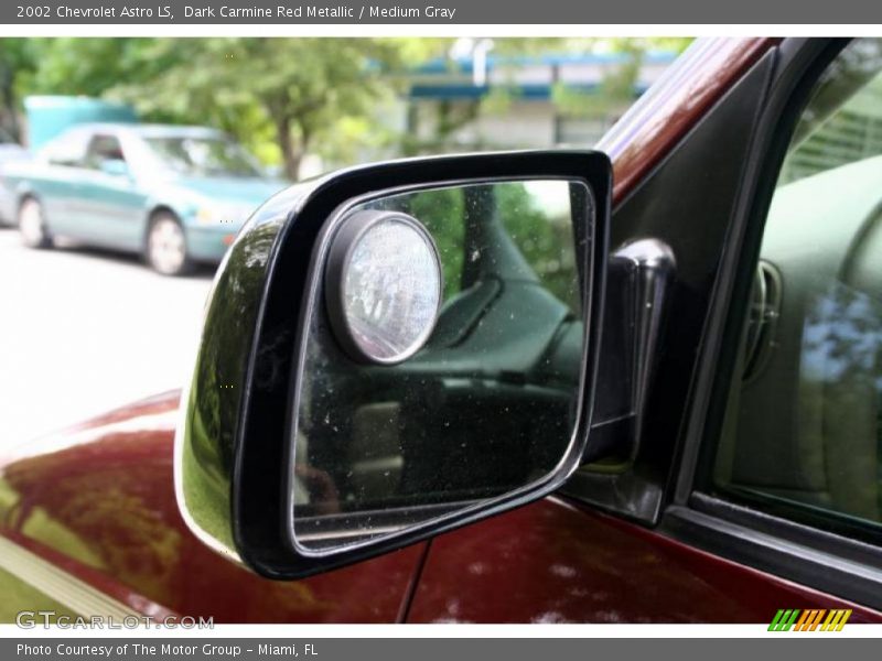 Dark Carmine Red Metallic / Medium Gray 2002 Chevrolet Astro LS