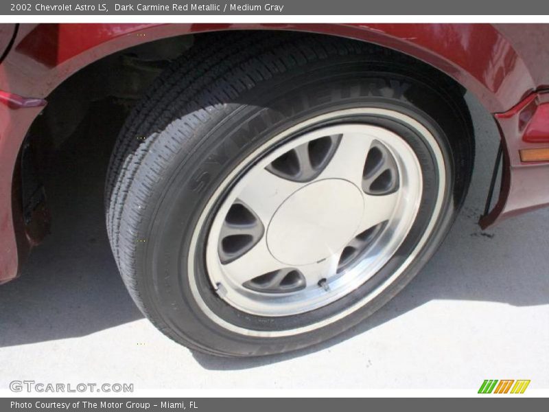 Dark Carmine Red Metallic / Medium Gray 2002 Chevrolet Astro LS