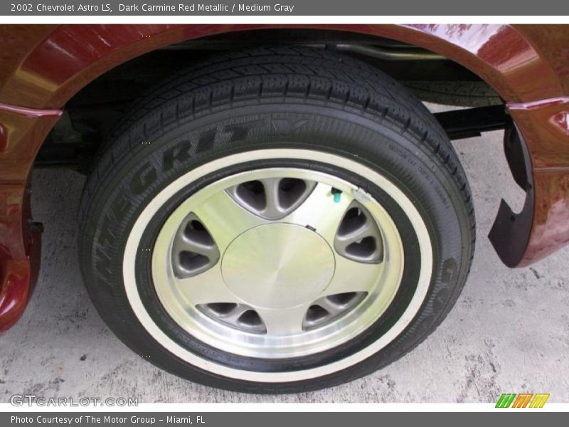 Dark Carmine Red Metallic / Medium Gray 2002 Chevrolet Astro LS