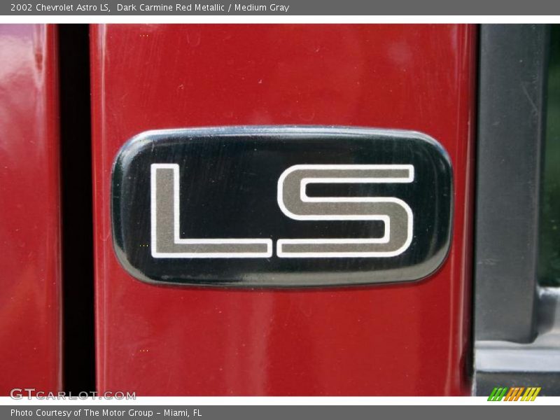 Dark Carmine Red Metallic / Medium Gray 2002 Chevrolet Astro LS