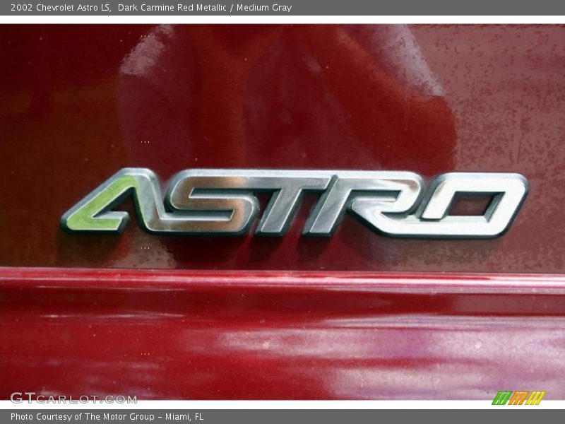 Dark Carmine Red Metallic / Medium Gray 2002 Chevrolet Astro LS