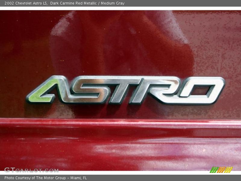 Dark Carmine Red Metallic / Medium Gray 2002 Chevrolet Astro LS