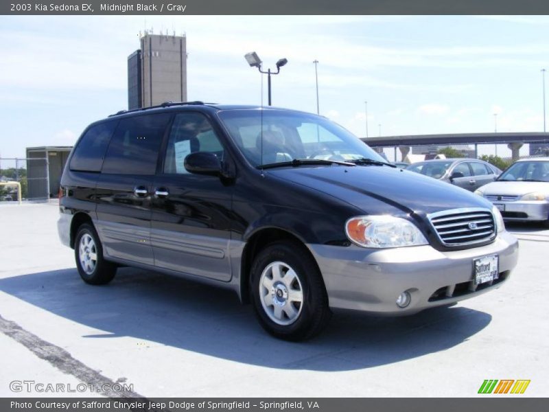 Midnight Black / Gray 2003 Kia Sedona EX