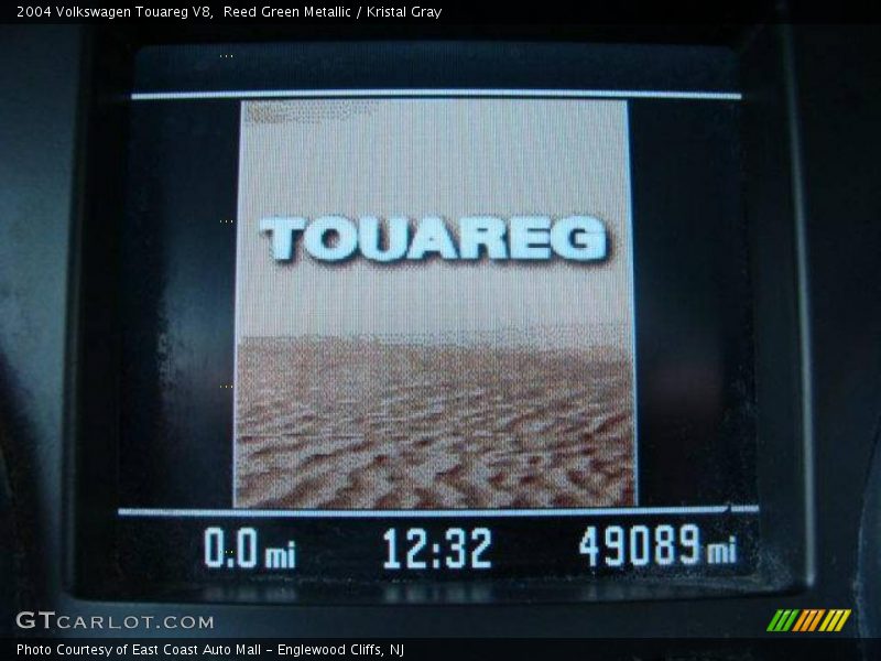 Reed Green Metallic / Kristal Gray 2004 Volkswagen Touareg V8