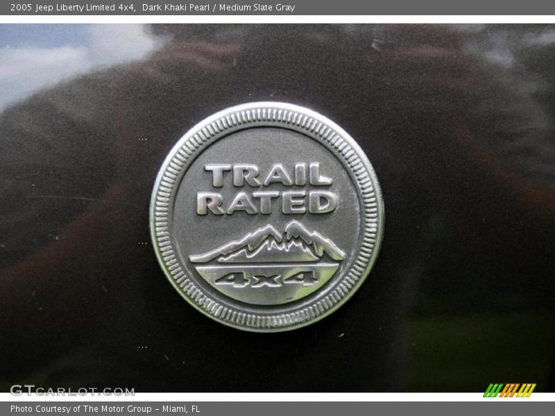 Dark Khaki Pearl / Medium Slate Gray 2005 Jeep Liberty Limited 4x4