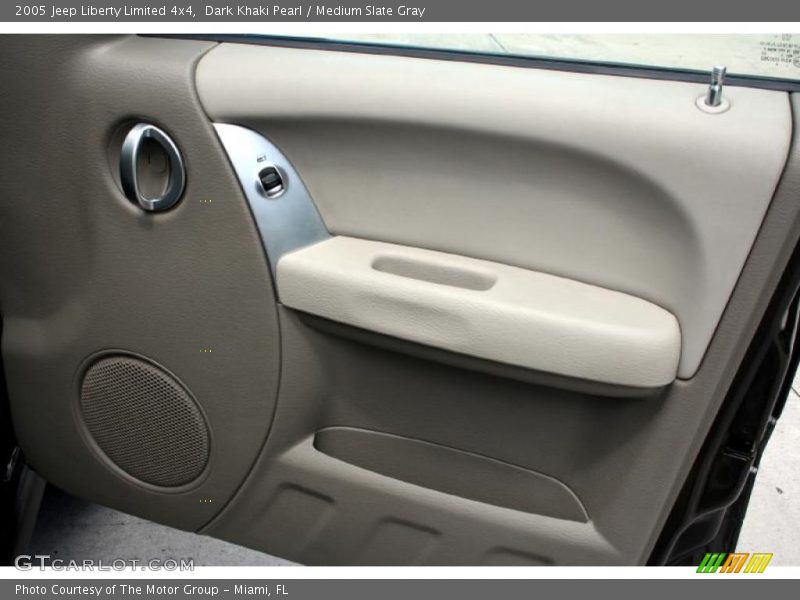 Dark Khaki Pearl / Medium Slate Gray 2005 Jeep Liberty Limited 4x4